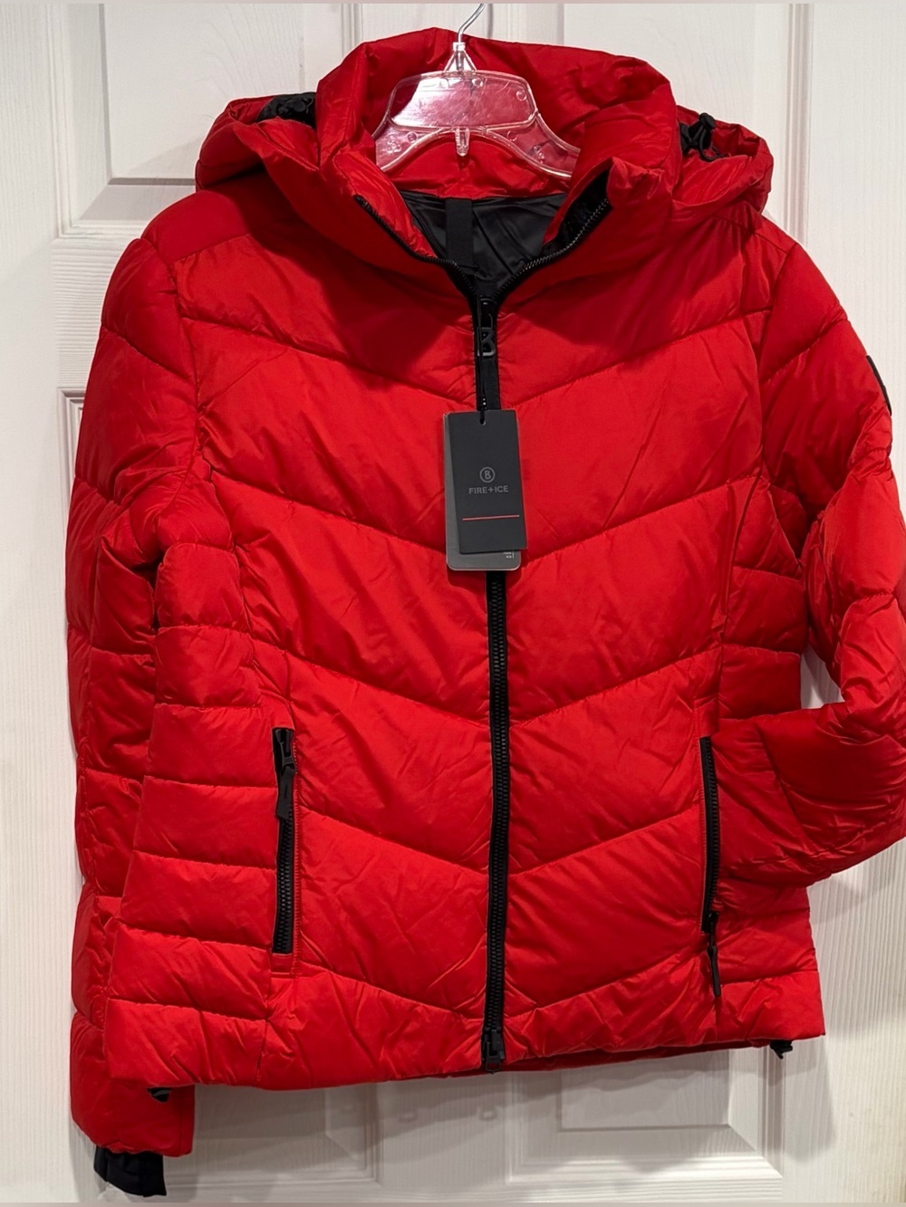 Bogner Women's Size 10 Fire + Ice Saelly2-O Ski Jacket Insulated Red Snow NWT